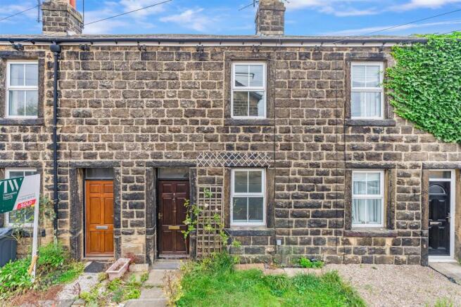 2 bed Terraced for sale in stead