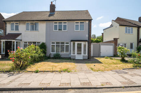 Waverley Close, Bromley, BR2