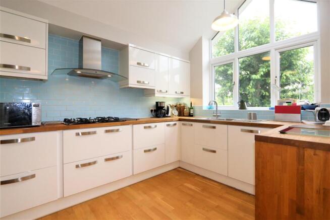 10living kitchen diner IMG_6232.JPG