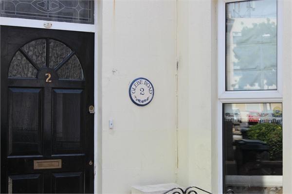 Photo 10