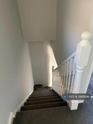2 bed End of Terrace to rent Image 5