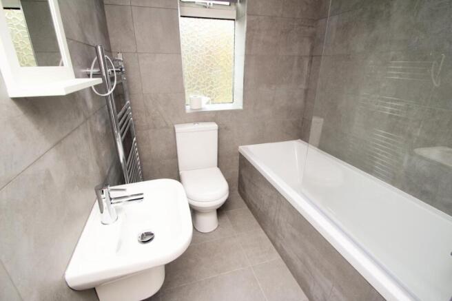 2 bed Bungalow for sale Image 8