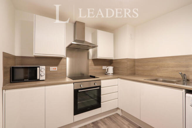 1 bed Flat to rent Image 4