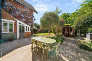 68, Leopold Road, London SW19 7JQ