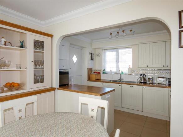 Kitchen/Dining Room