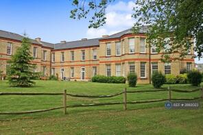 Flat 1, Wellesley House, Horton Crescent, Epsom KT19 8BQ