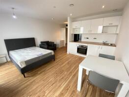 Apartment 2204, 9 Michigan Point Tower A, Michigan Avenue, Salford M50 2HD