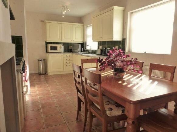 Dining Kitchen