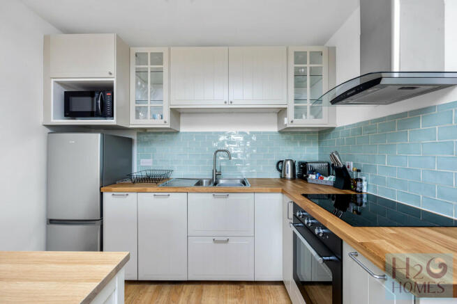 Mariner's Quay, 1...