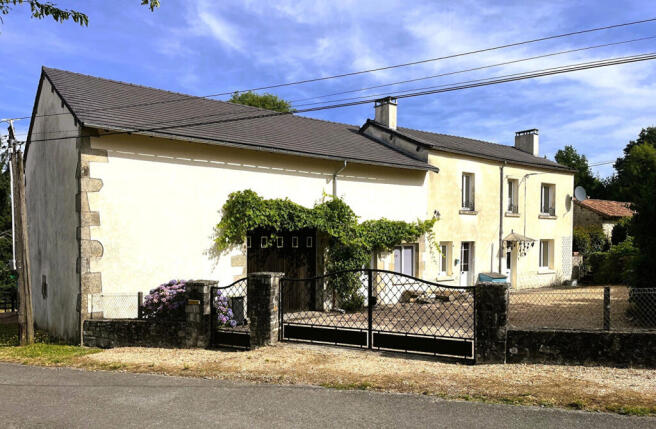 Photo 1