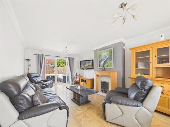 Kendal Crescent, Gateshead photo 5