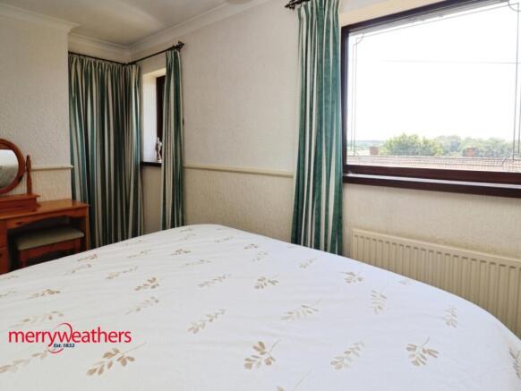 2 bed Semi-Detached for sale Image 8