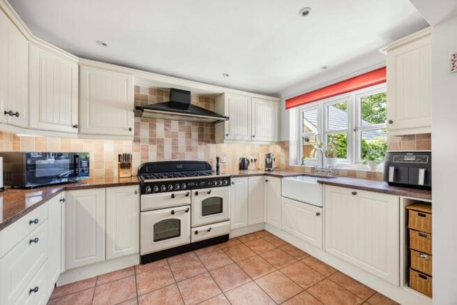 Silver Street, Minety, Malmesbury, Wiltshire, SN16 photo 4