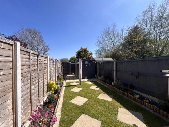 garden 3.jpg