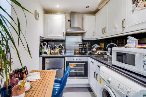 Yew Tree Mews, Bradford Road, Tingley, Wakefield