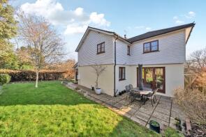Carlton House, Brenchley Road, Brenchley, Tonbridge TN12 7NX