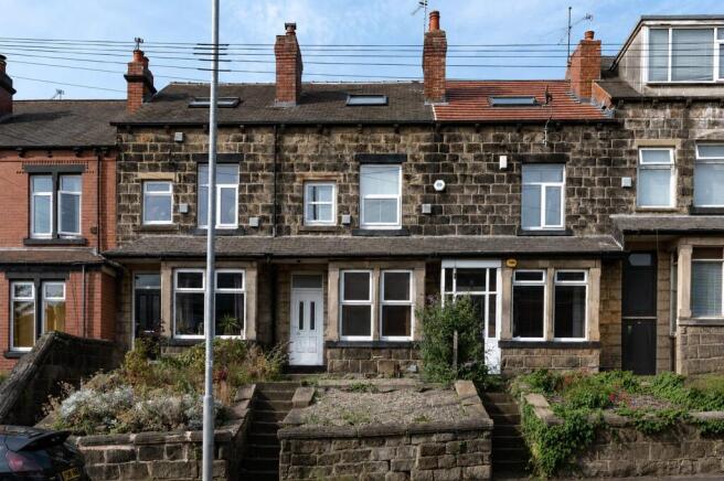 4 bed Terraced for sale in horsforth