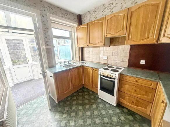2 bed Terraced for sale Image 6