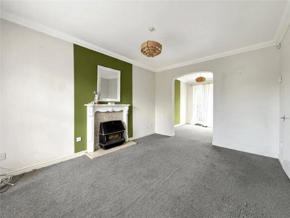 4 bed Detached for sale Image 4