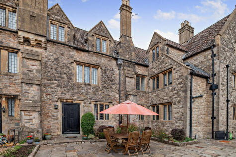 Barrow Court, Bristol, BS48