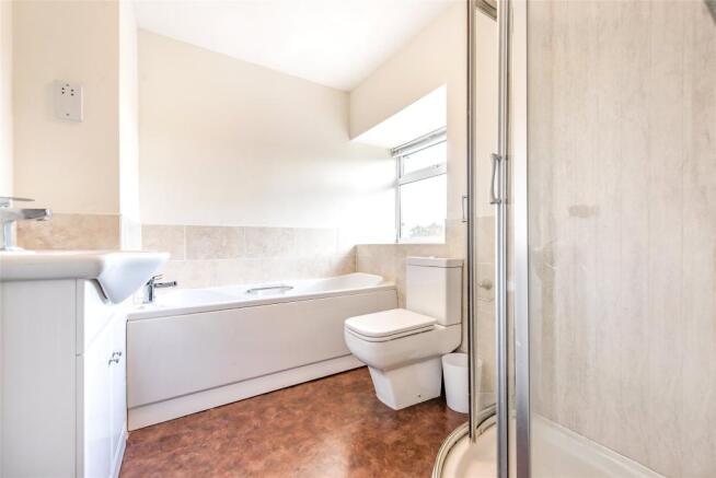 Bath/Shower Room