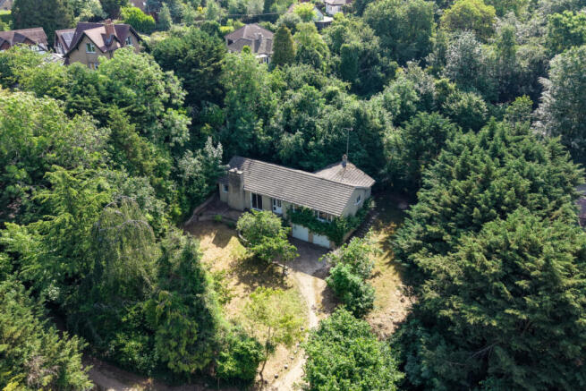 5-bed detached on Cumnor Hill, Oxford, £1,000,000