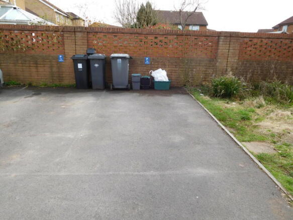Photo 13