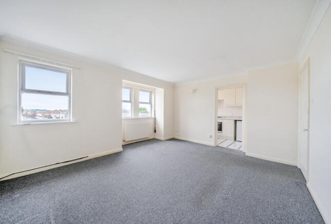 1385543-4-69284c9...