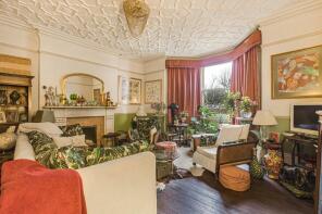 6, Okus Road, Swindon SN1 4JQ
