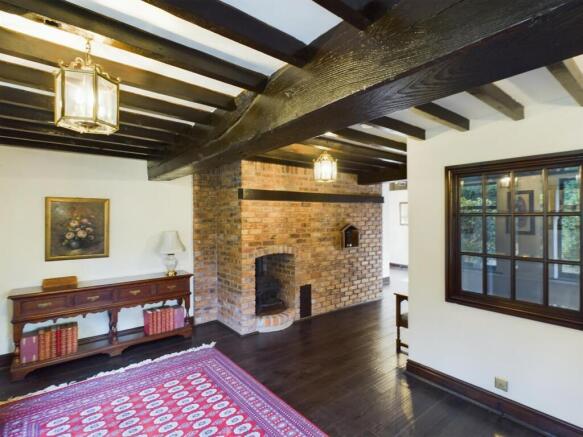 4 bed Detached for sale Image 10