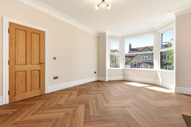 4 bed Terraced for sale Image 9