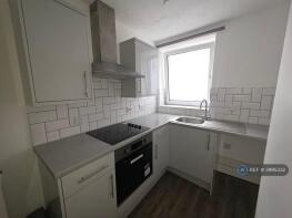 6, 24 25 Carlton Court, South Parade, Southsea PO5 2JF