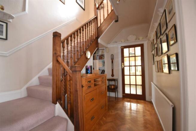 Entrance Hall.JPG