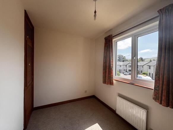 4 bed Terraced for sale Image 11