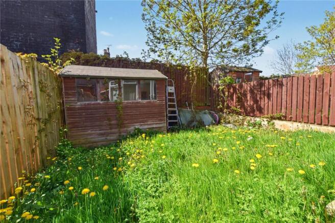 3 bed Town House for sale Image 8