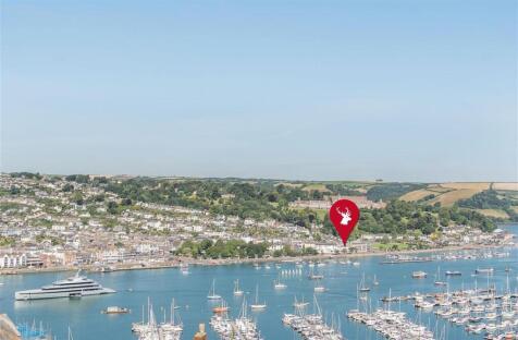 North Embankment, Dartmouth