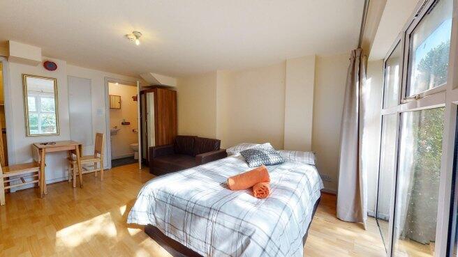 chatsworth-road-nw2-4bl-1061935