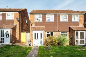 55, Trajan Walk, Andover SP10 5JW
