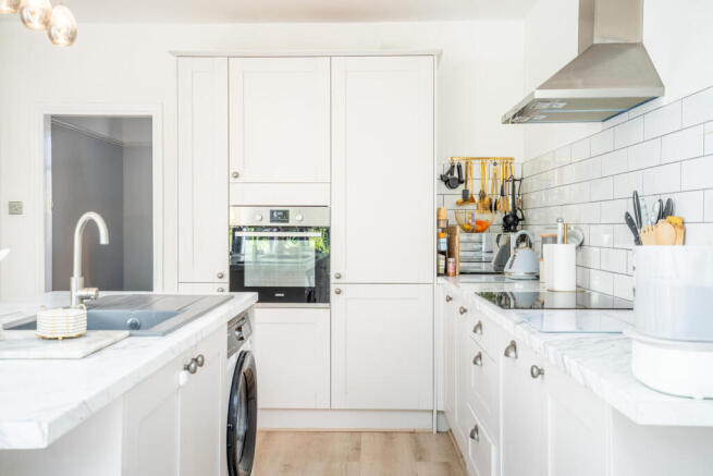 3 bed Semi-Detached for sale Image 4