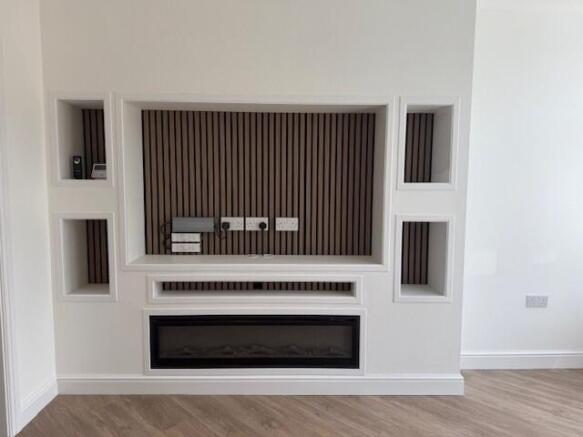 Lounge Fire & Entertainment Area