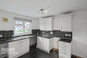 72, Haines Way, Watford WD25 7QL