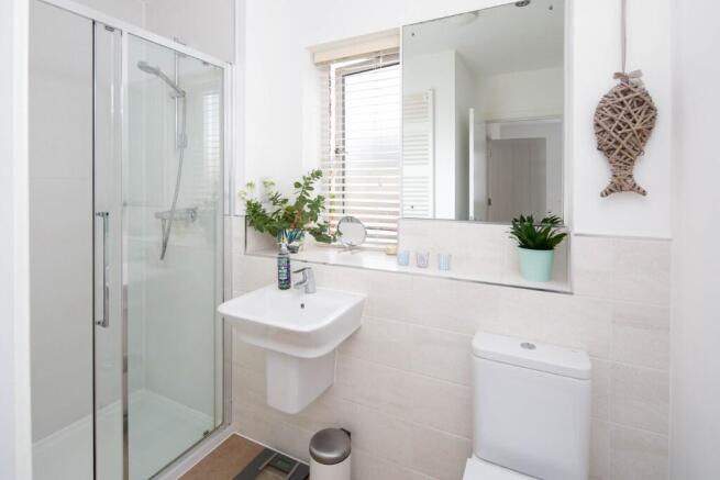En-Suite to Bed One