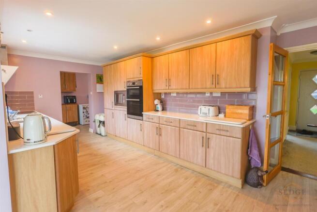 518 braodgate -20.jpg