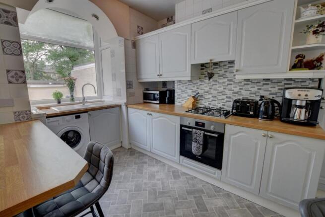 Kitchen 3.jpg