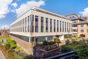 Flat 20, Linden House, Chart Way, Horsham RH12 1QB