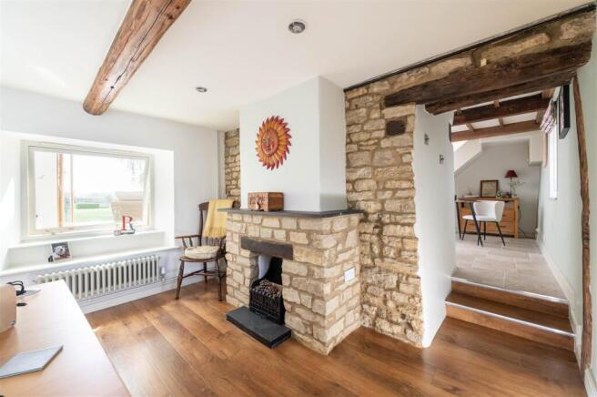 Sitting Room/ Ground Floor Bedroom 4