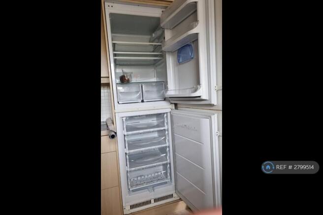 Fridge / Freezer