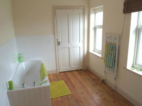 Photo 11