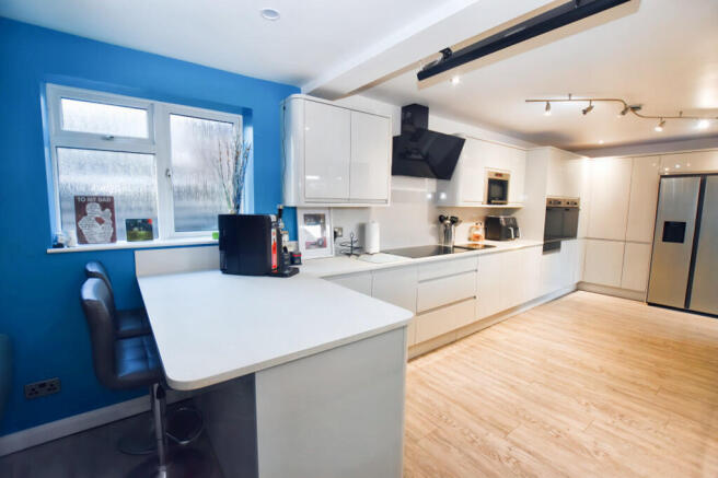 Dining Kitchen 3