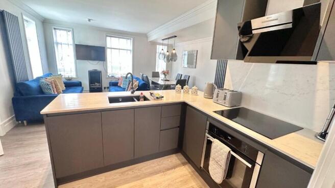 2 bed Semi-Detached for sale Image 6